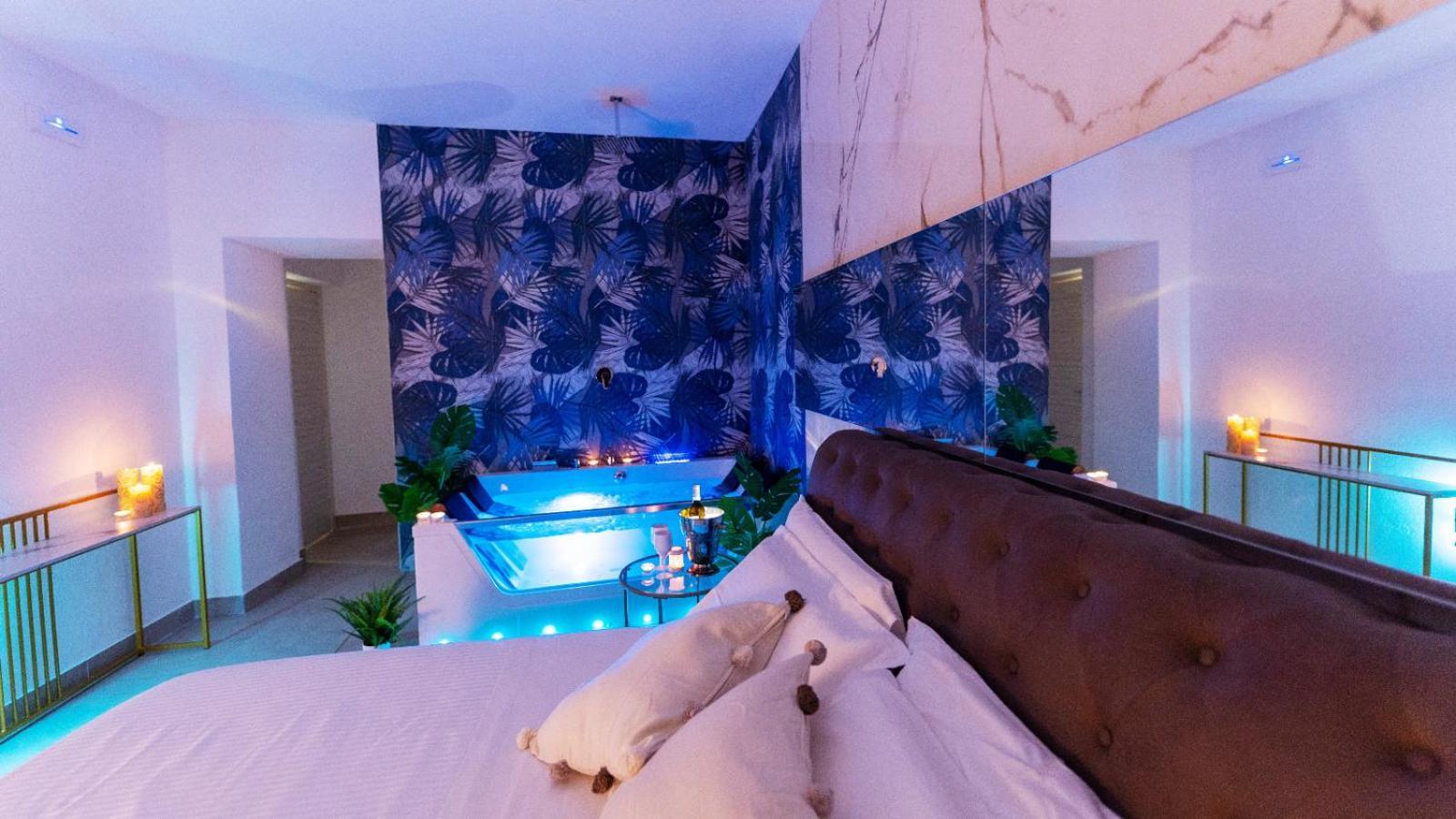 Mazzini Luxury Jacuzzy Suite 卡塔尼亚 外观 照片