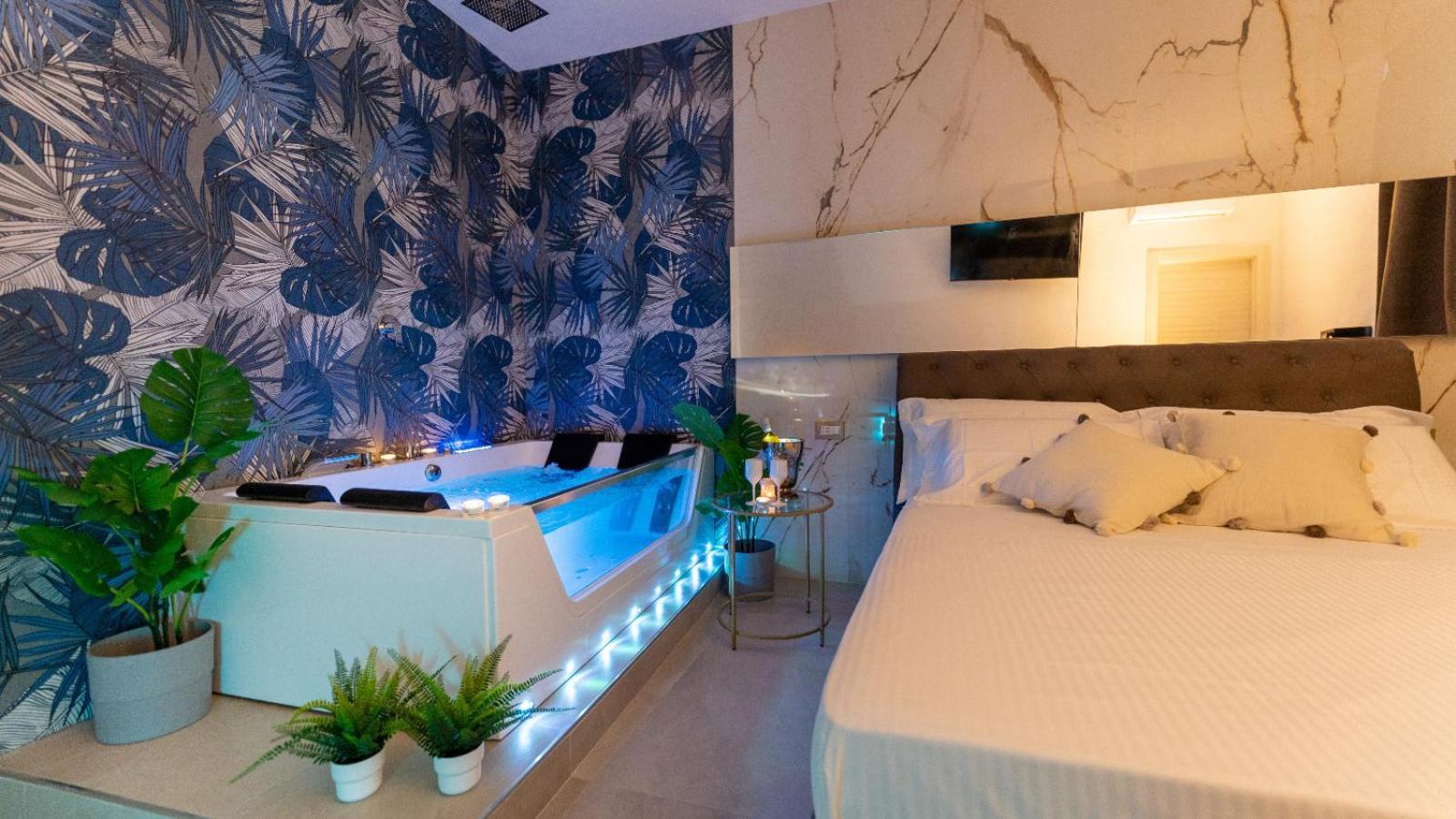 Mazzini Luxury Jacuzzy Suite 卡塔尼亚 外观 照片