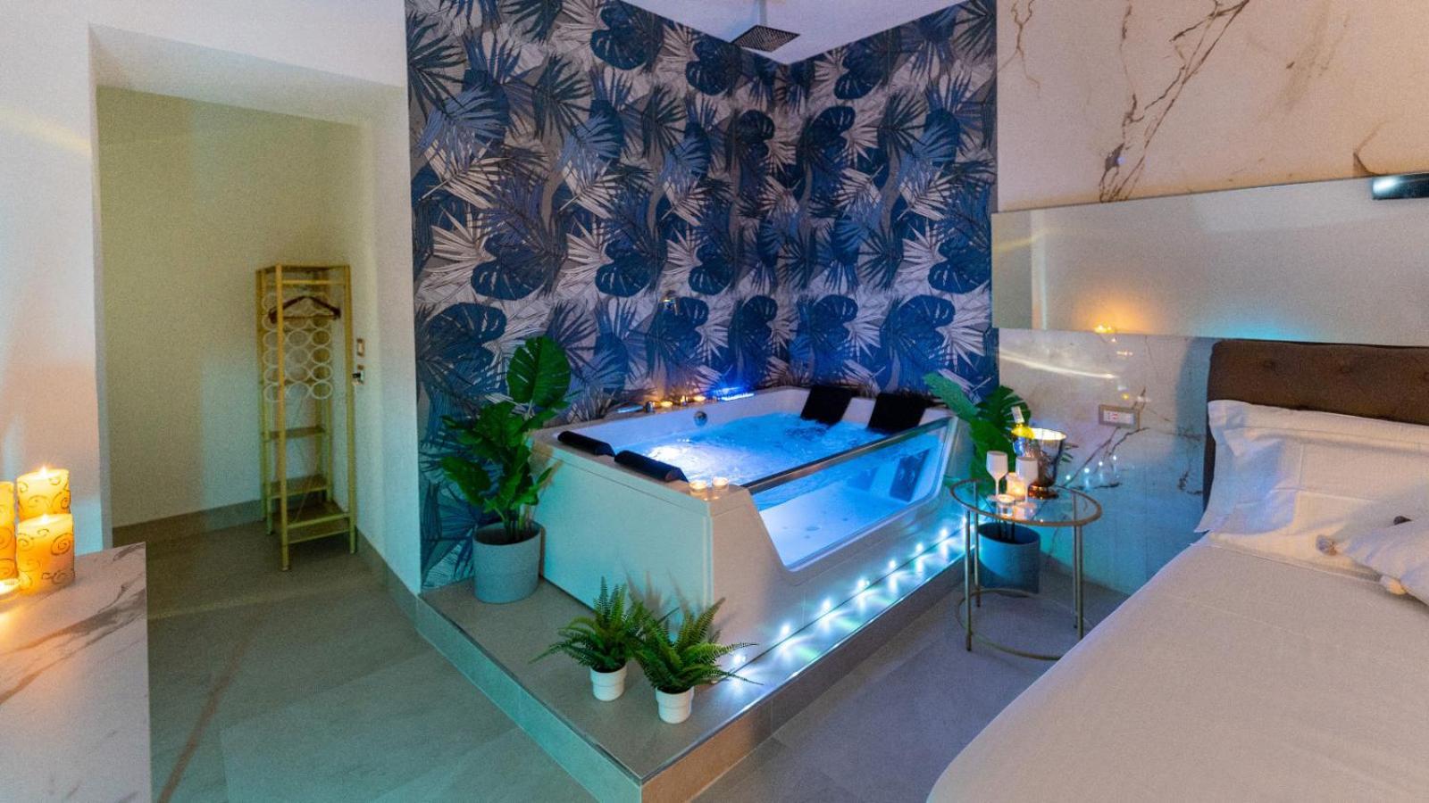 Mazzini Luxury Jacuzzy Suite 卡塔尼亚 外观 照片